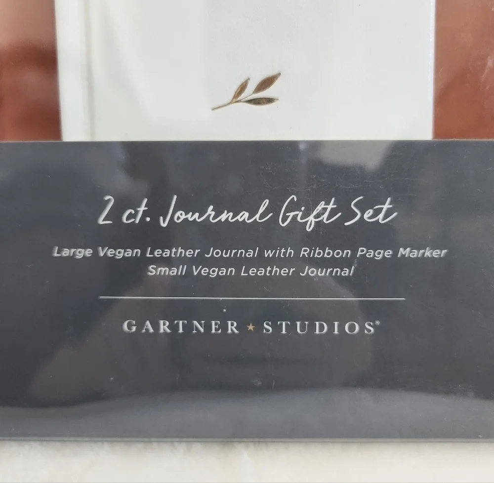 Gartner Studios Cream Tan Gold Vegan Leather Journal 2 Piece Gift Set NWT